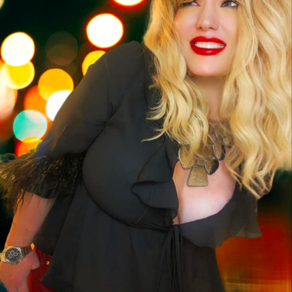 Meet your Posher, Rio Michelle